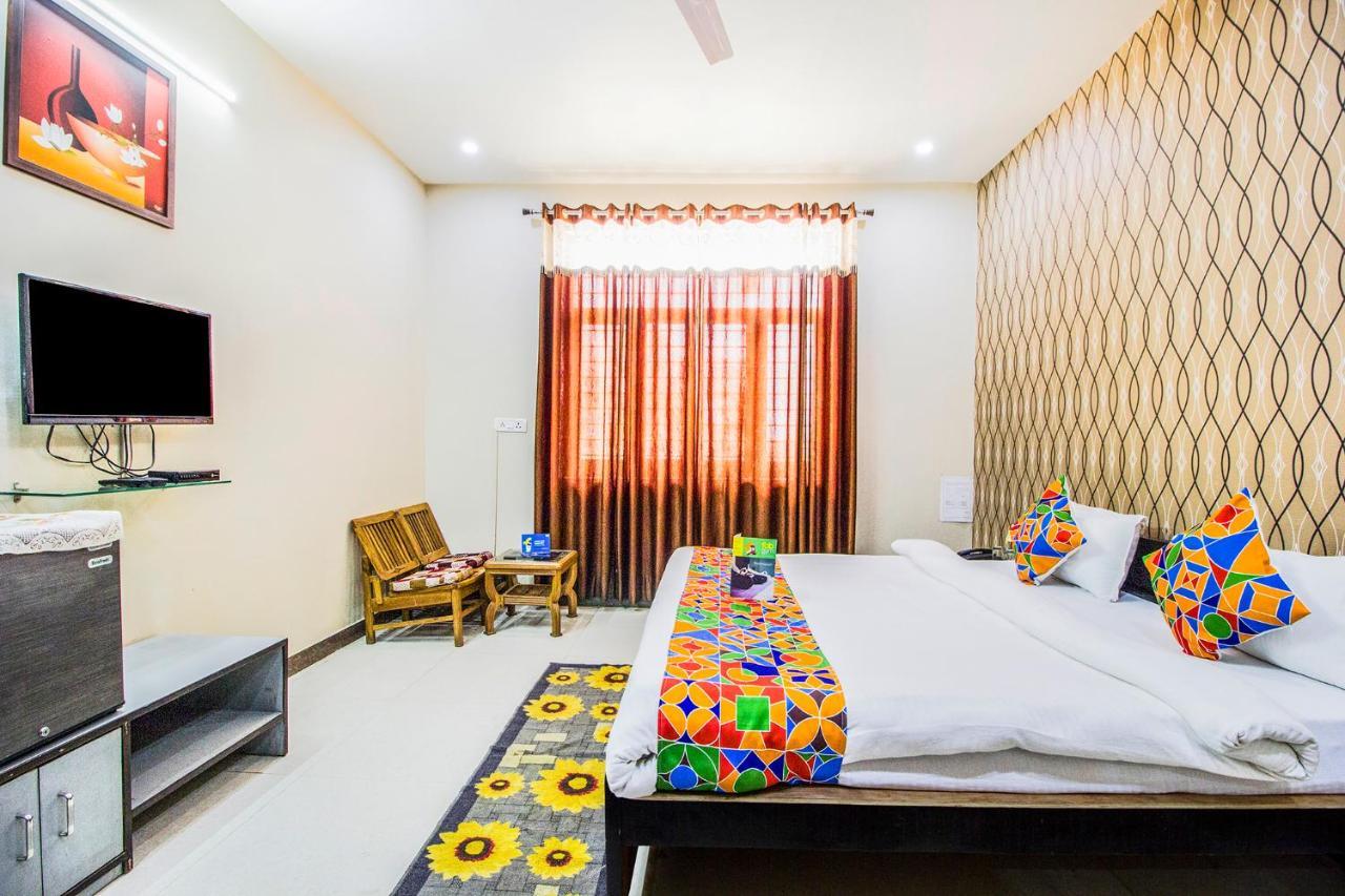 Fabhotel Plus Maniram Palace Agra  Exterior foto